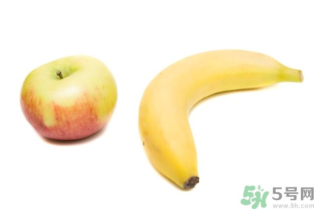 导读：香蕉苹果加热吃法是古老的一种烹饪方式，也是有益健康的新鲜食物的一种食用方式